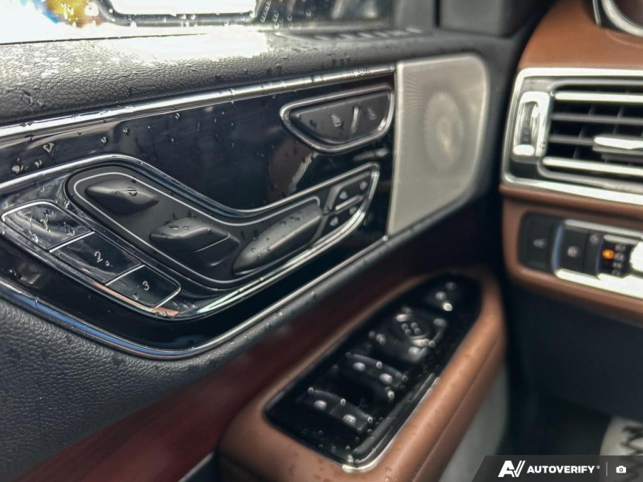 2022 Lincoln Navigator RESERVE / PANO ROOF / NO ACCIDENTS / LOADED Photo