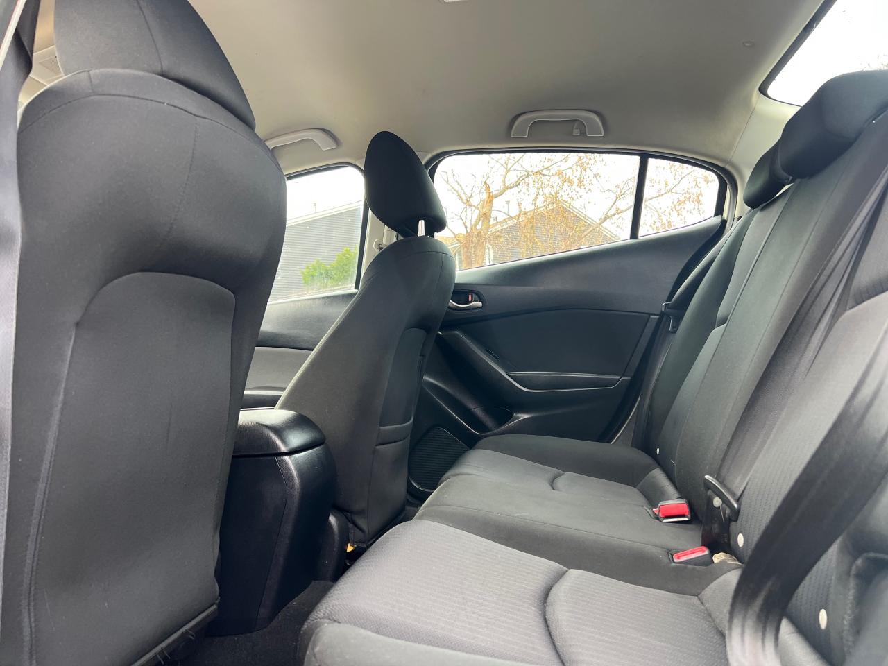 2014 Mazda MAZDA3 4dr Sdn Auto GX-SKY-Extra Clean &MORE! - Photo #11