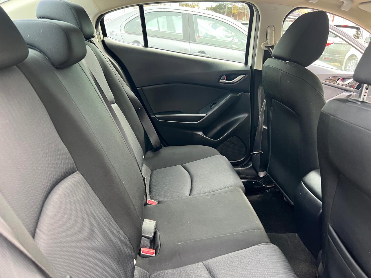 2014 Mazda MAZDA3 4dr Sdn Auto GX-SKY-Extra Clean &MORE! - Photo #15