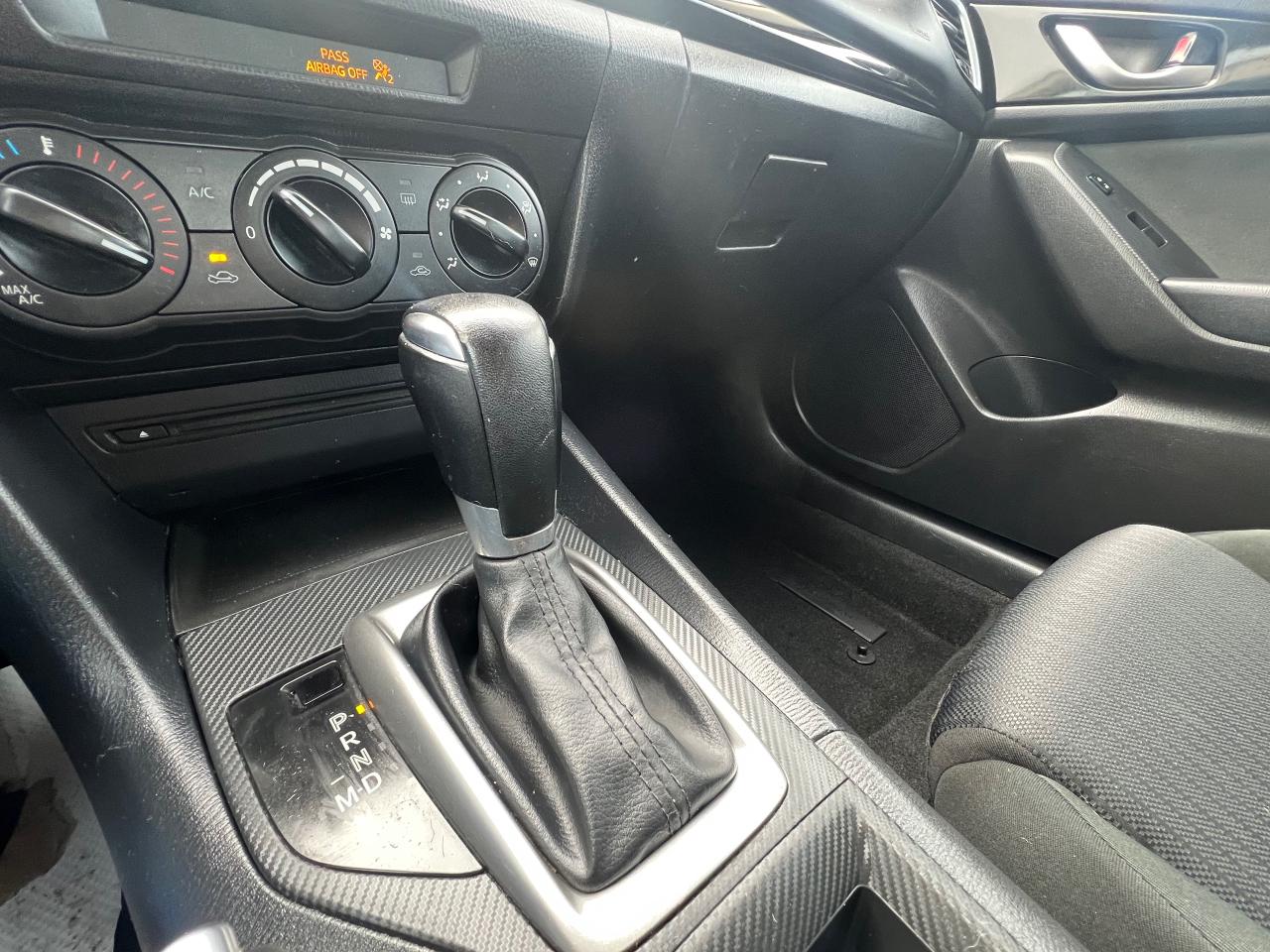 2014 Mazda MAZDA3 4dr Sdn Auto GX-SKY-Extra Clean &MORE! - Photo #23