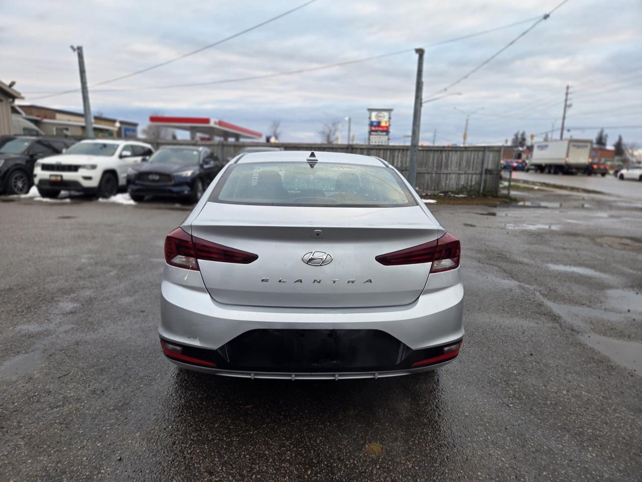 2019 Hyundai Elantra PREFERRED, AUTO, 4 CYL, 184KMS, CERTIFIED - Photo #4