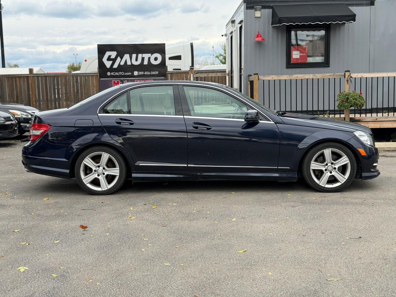 2011 Mercedes-Benz C-Class C 300 - Photo #13