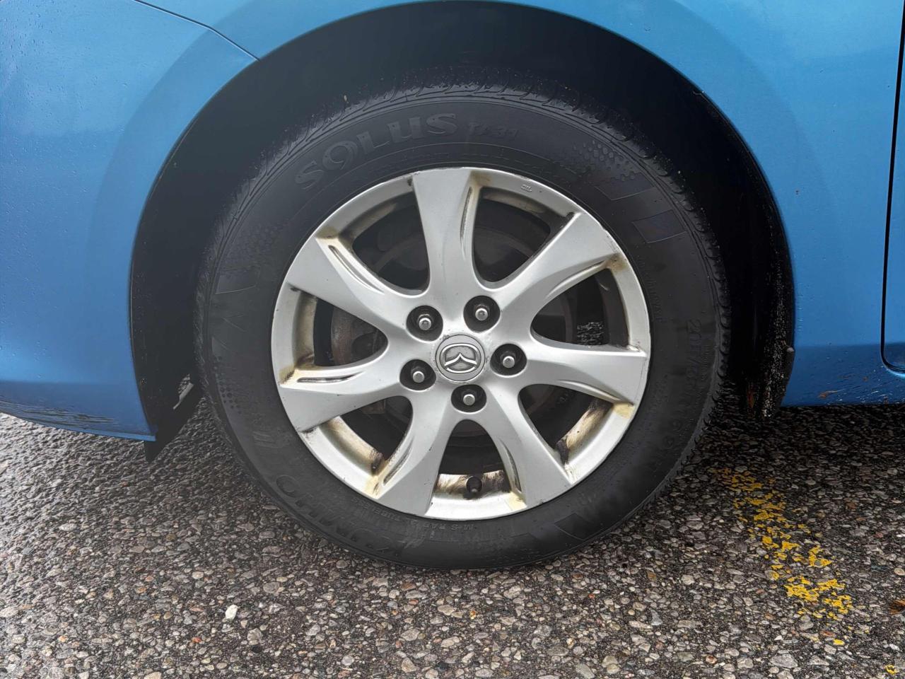 2010 Mazda MAZDA3 GX - Photo #11