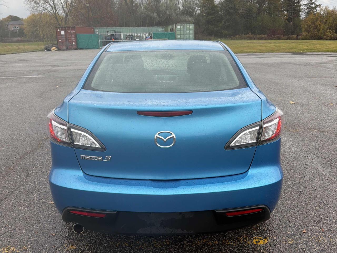 2010 Mazda MAZDA3 GX - Photo #6