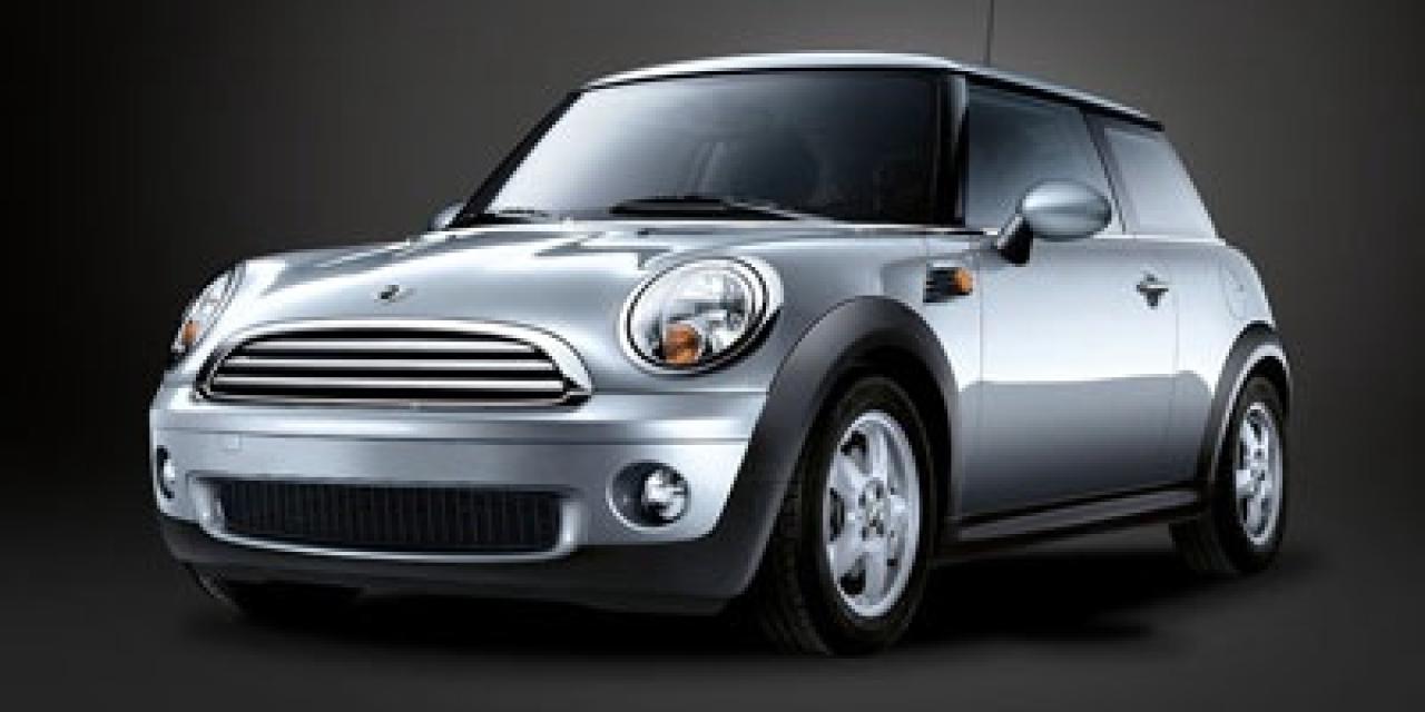 Used 2010 MINI Cooper 2dr Cpe Classic for sale in Toronto, ON