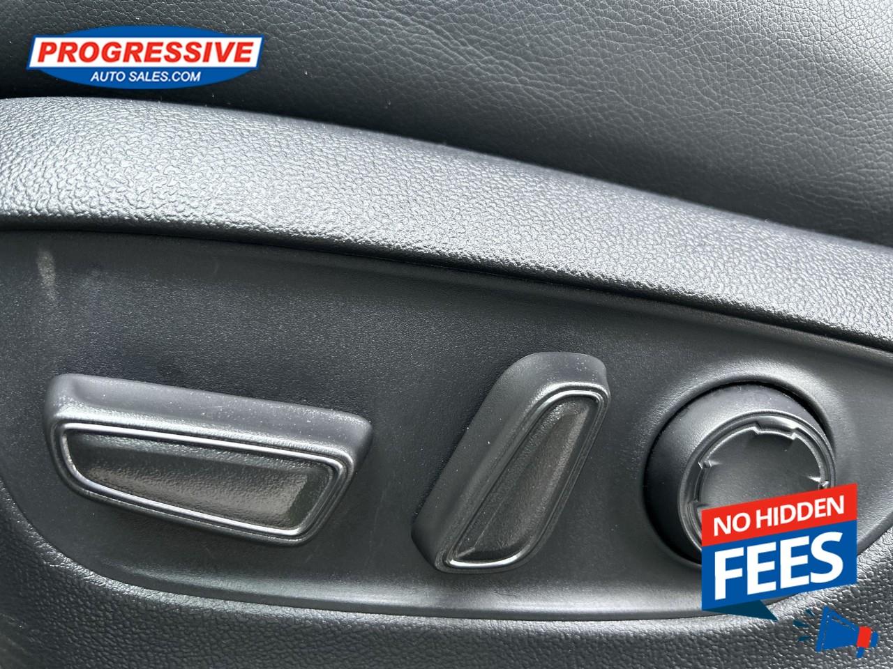 2025 Toyota Sienna LE 8-Passenger Photo