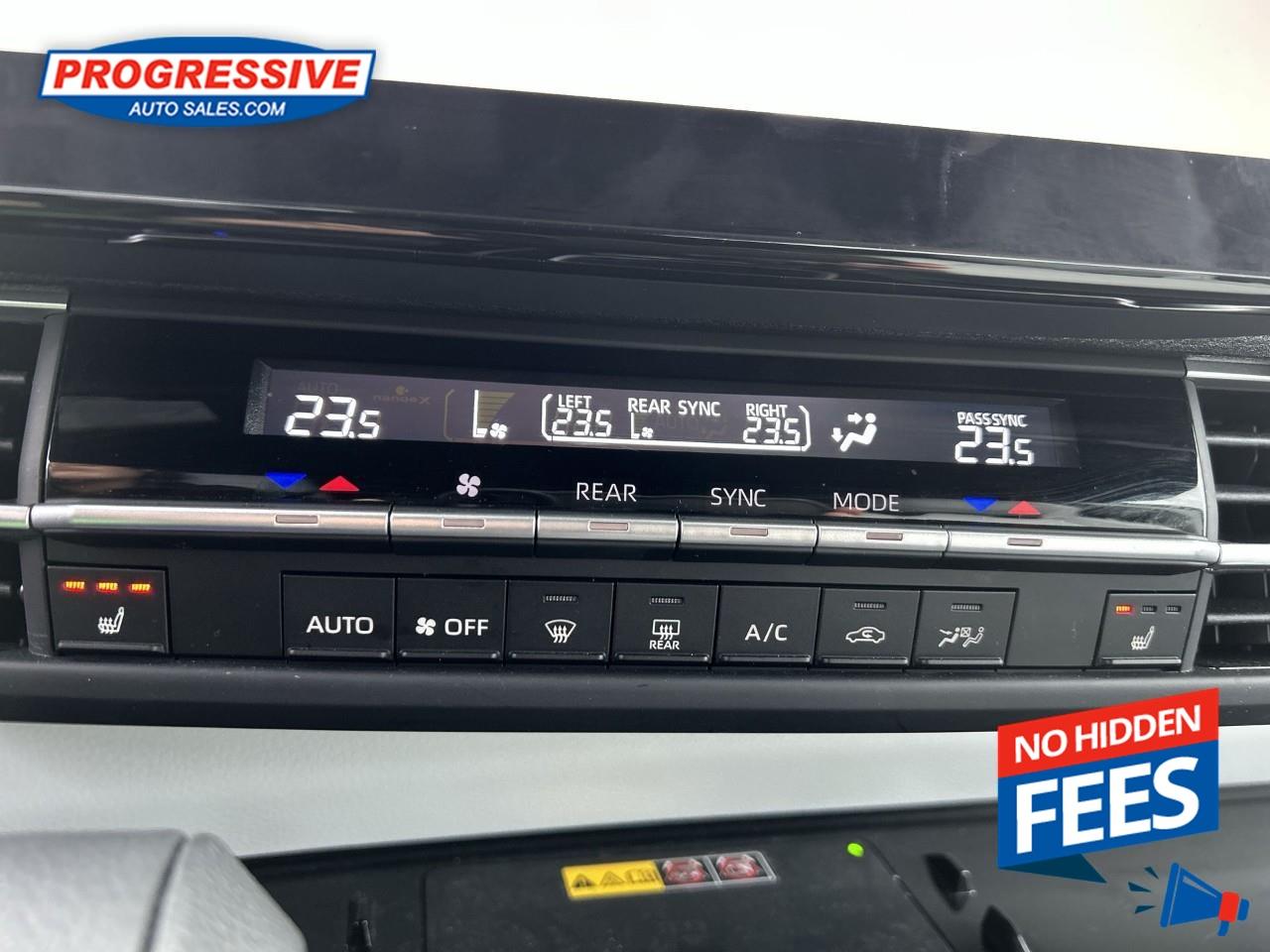 2025 Toyota Sienna LE 8-Passenger Photo