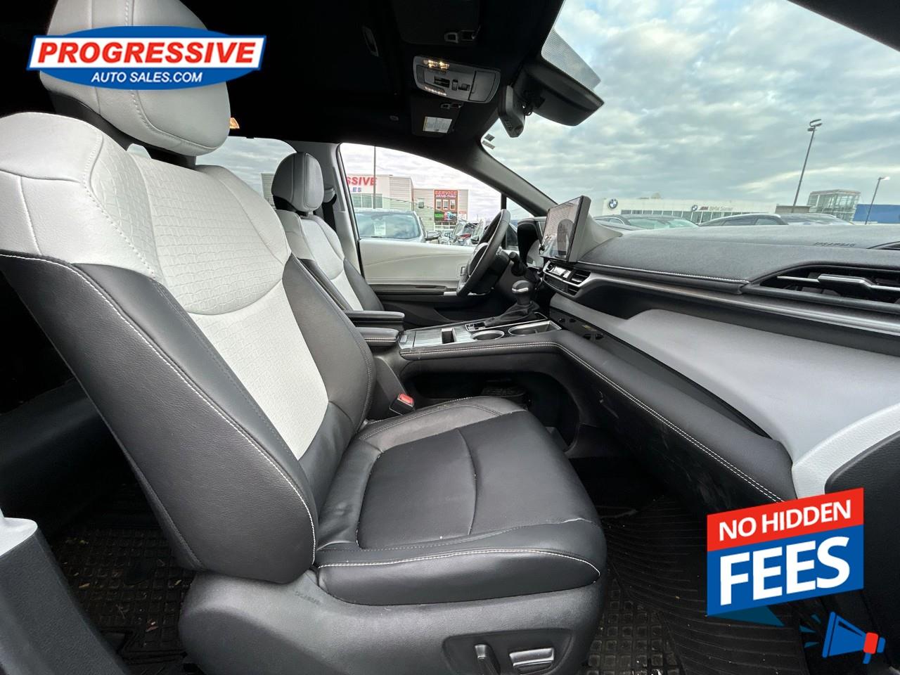 2025 Toyota Sienna LE 8-Passenger Photo