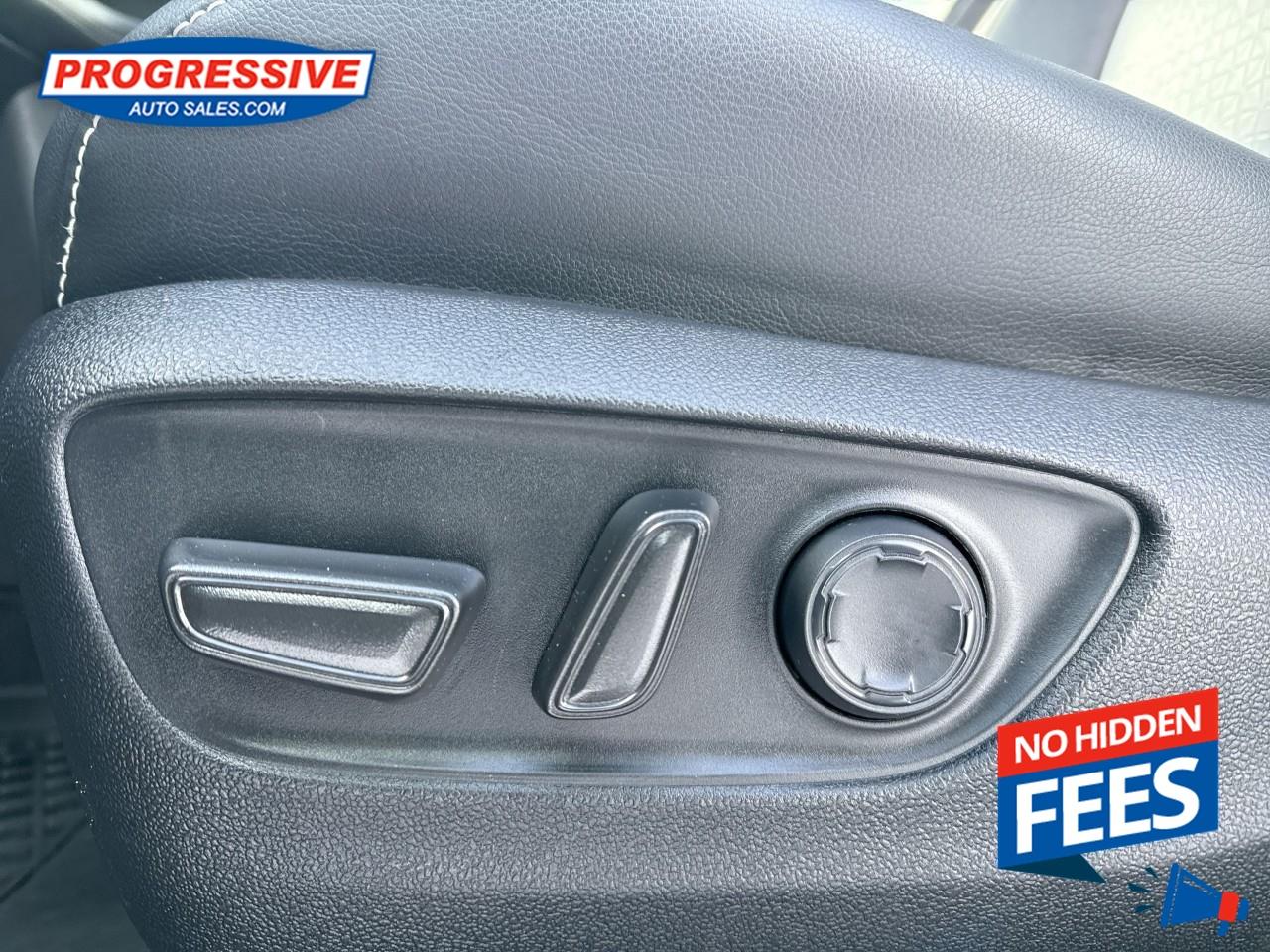 2025 Toyota Sienna LE 8-Passenger Photo