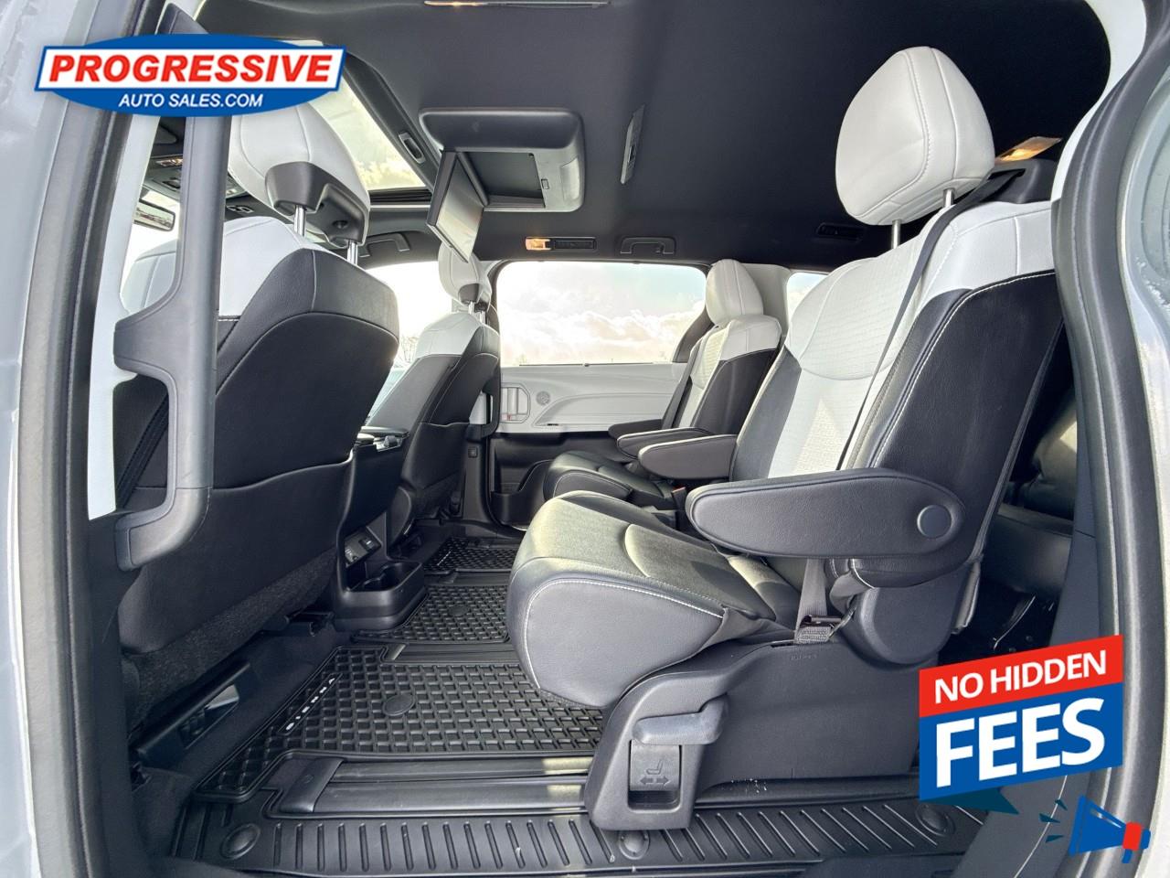 2025 Toyota Sienna LE 8-Passenger Photo