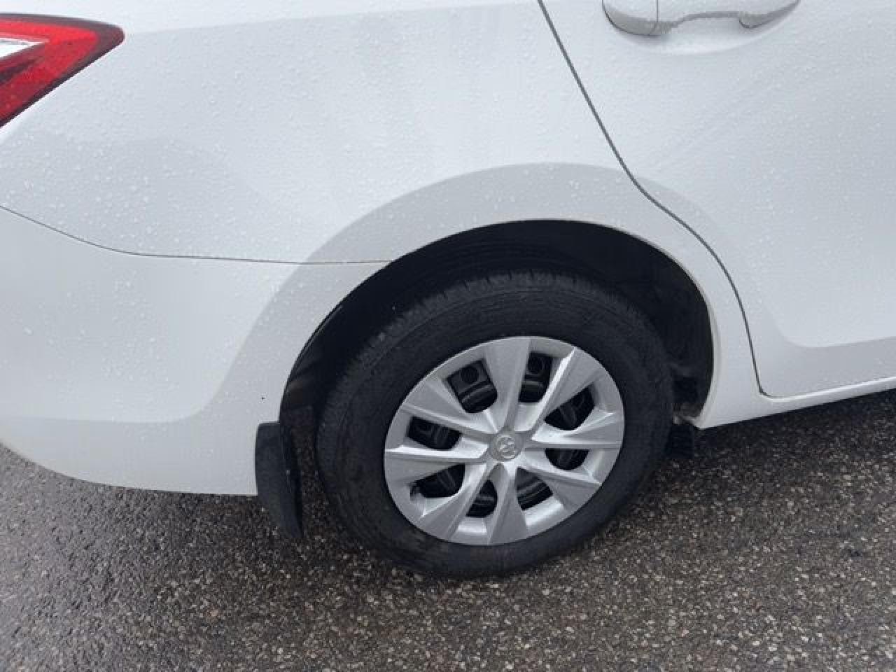 2015 Toyota Corolla LE ECO Upgrade Pkg - Photo #4