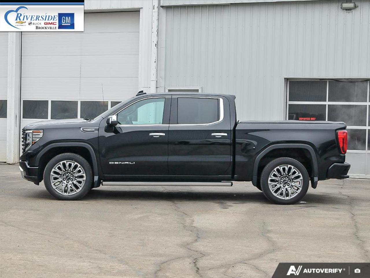 2024 GMC Sierra 1500 Denali Ultimate Photo2