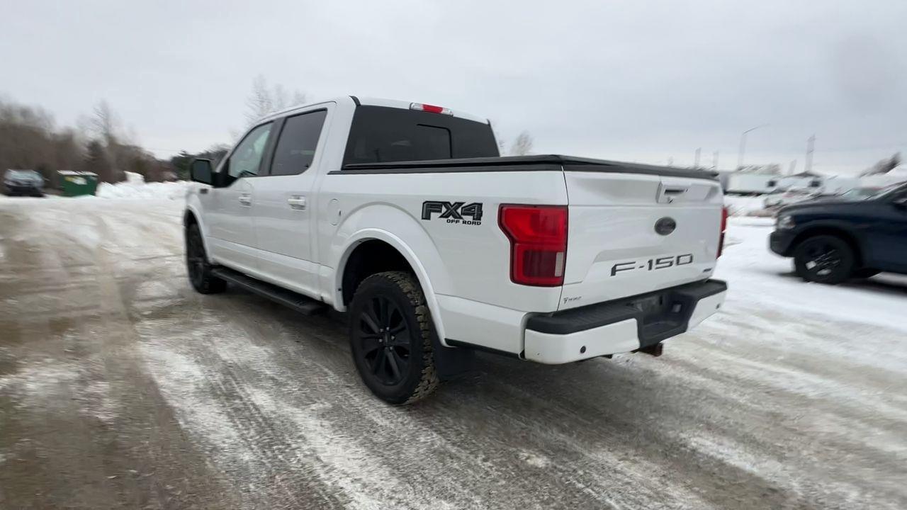 2020 Ford F-150 Lariat 4X4, HEATED SEATS, NAV, MOONROOF, BACK UP CAM!! Photo