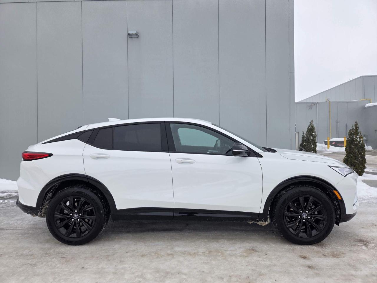 2024 Buick Envista Sport Touring One Owner | Convenience Package | 18" Wheels Photo