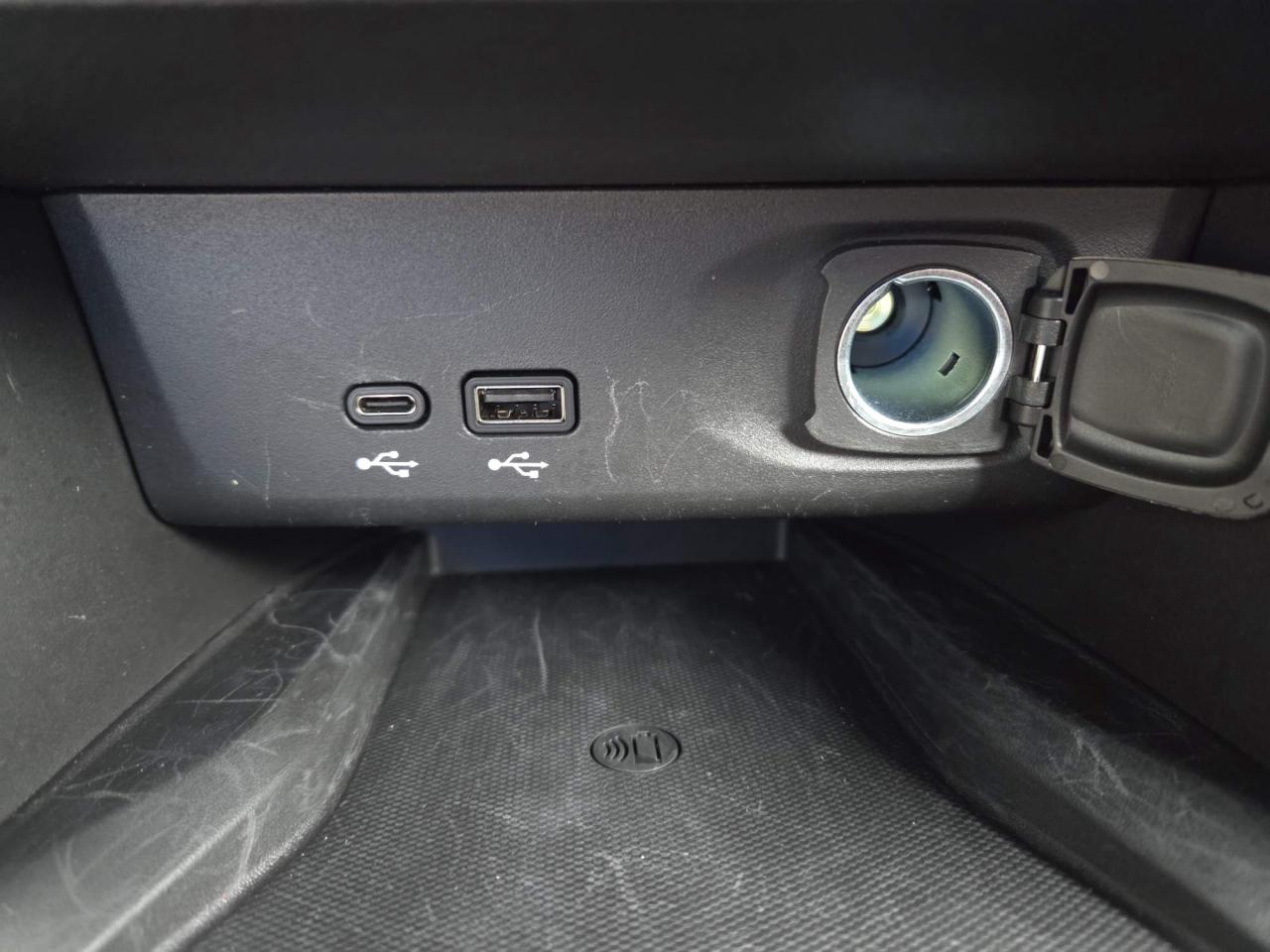 2024 Buick Envista Sport Touring One Owner | Convenience Package | 18" Wheels Photo