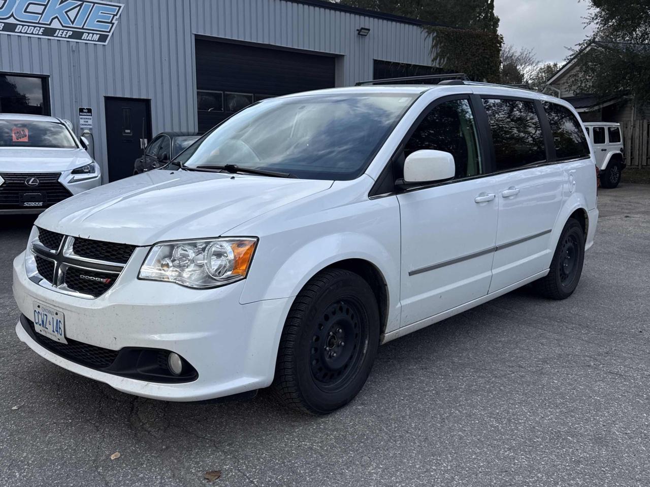 Used 2016 Dodge Grand Caravan Crew Plus for sale in Hillsburgh, ON