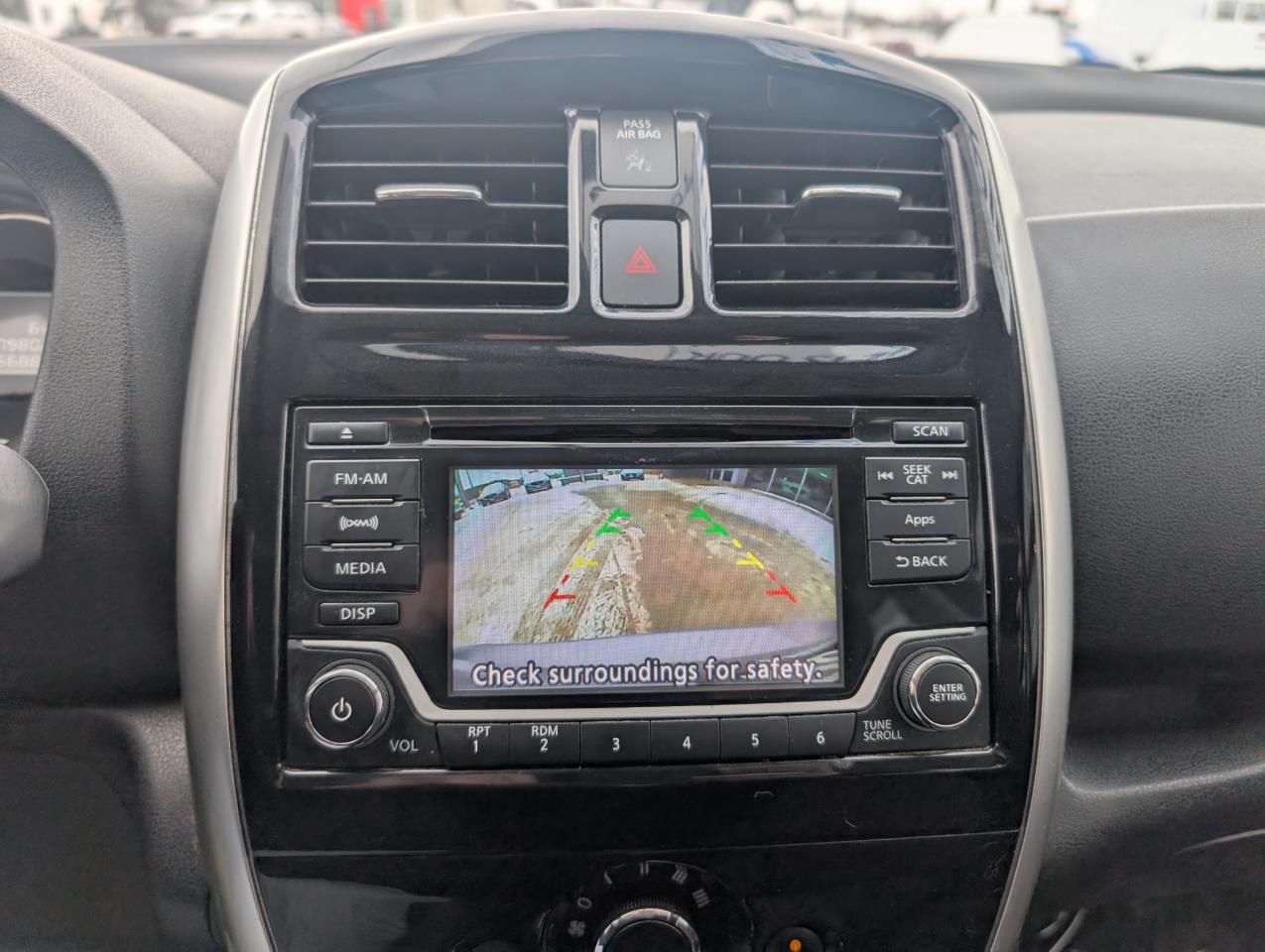 2015 Nissan Versa Note SR Photo