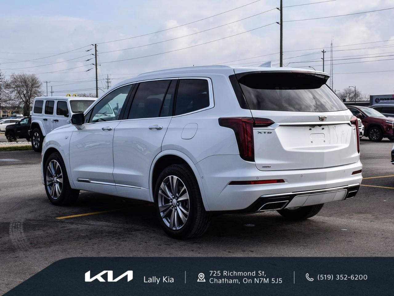 2023 Cadillac XT6 Premium Luxury New Arrival | Clean CarFax | Leather | Roof | Nav Photo3