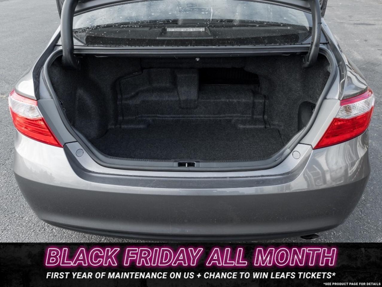 2017 Toyota Camry HYBRID 4DR SDN XLE Photo