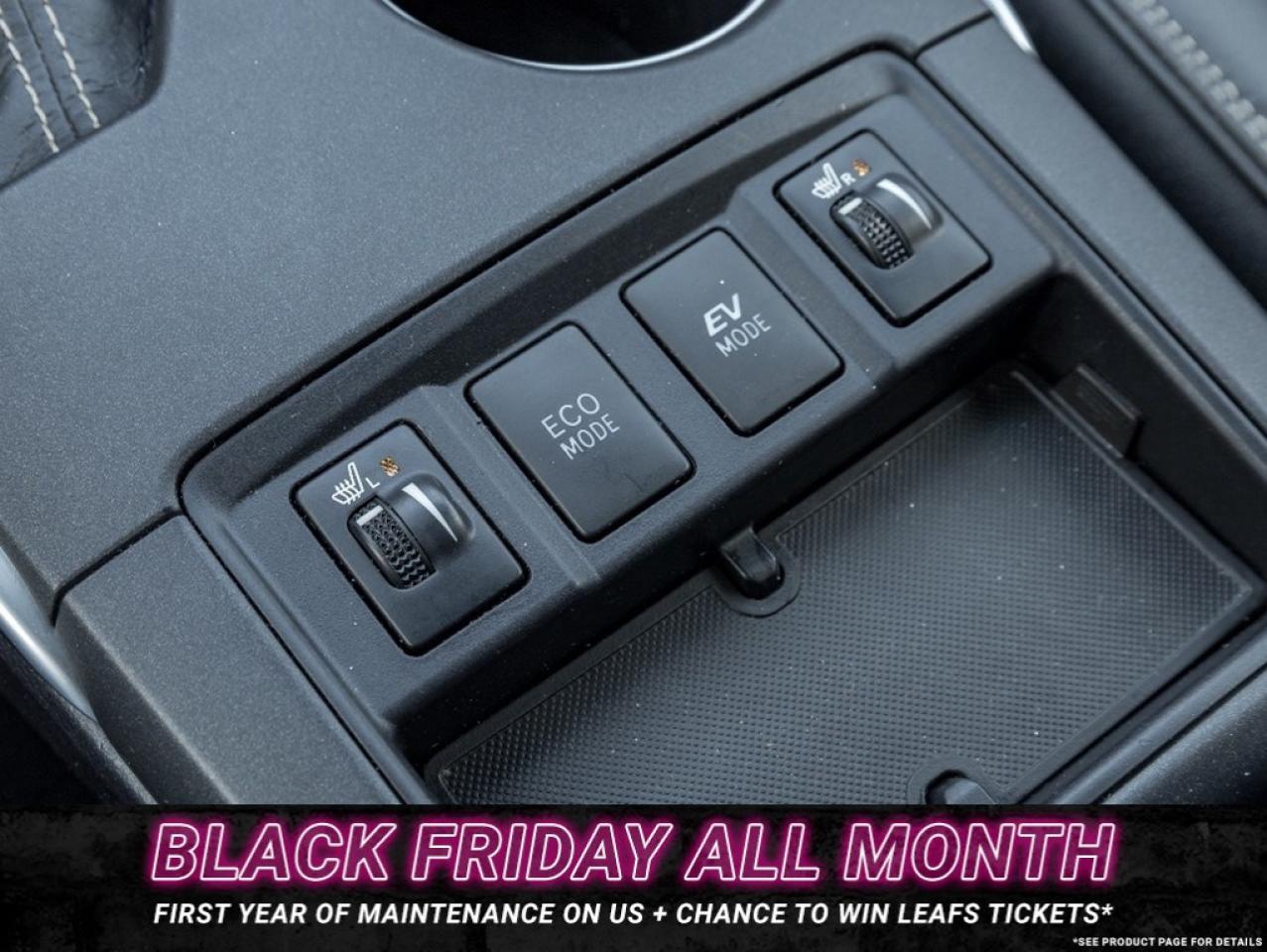 2017 Toyota Camry HYBRID 4DR SDN XLE Photo