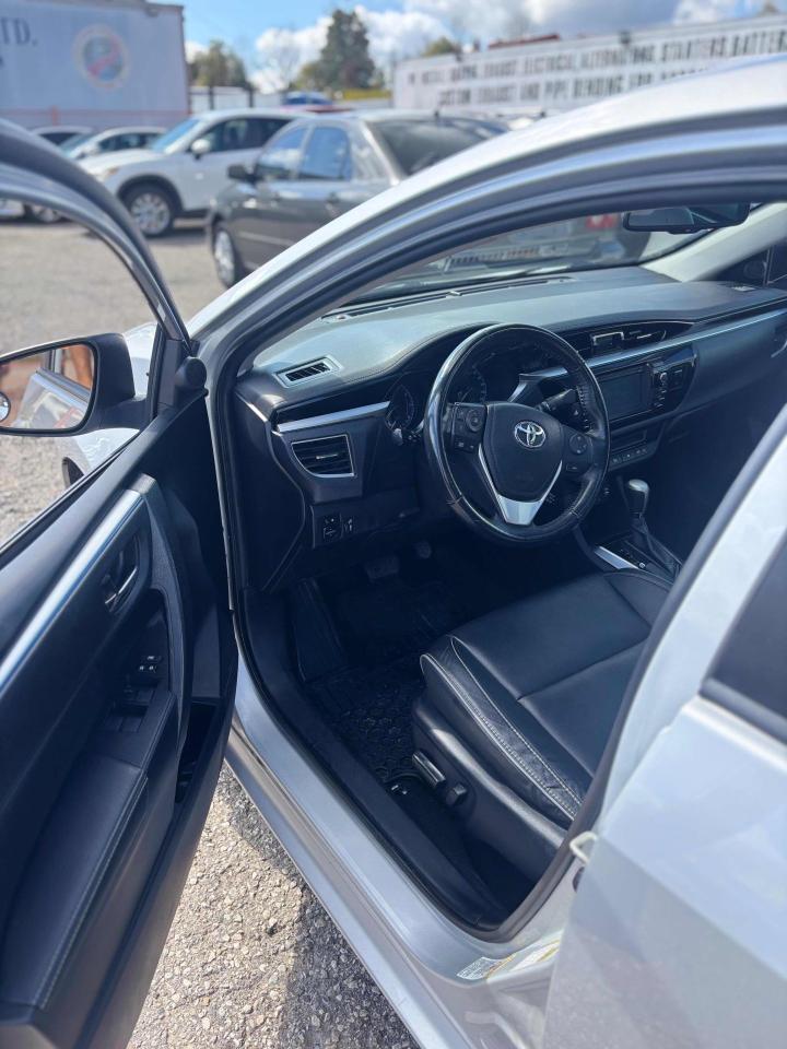 2016 Toyota Corolla S - Photo #6