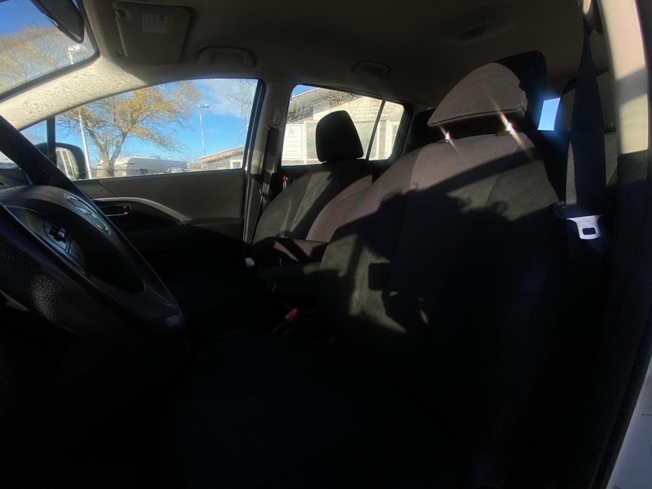 2014 Mazda MAZDA5 GT - Photo #12