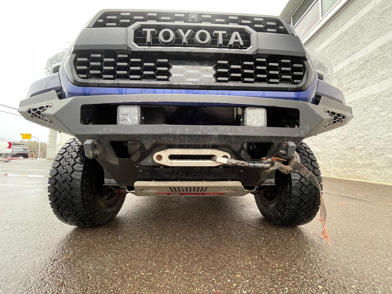 2023 Toyota Tacoma TRD Off Road Photo1