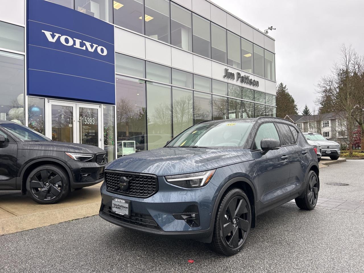 New 2026 Volvo XC40 B5 AWD Ultra Black Edition for sale in Surrey, BC