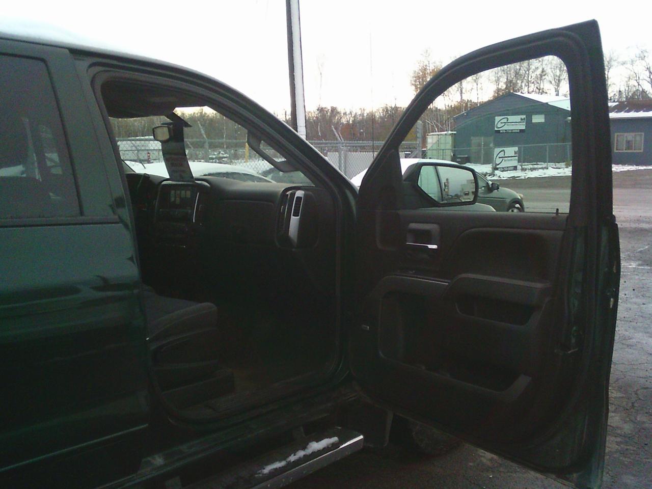 2015 Chevrolet Silverado 1500 4WD Double Cab 143.5  LT w-2LT - Photo #27