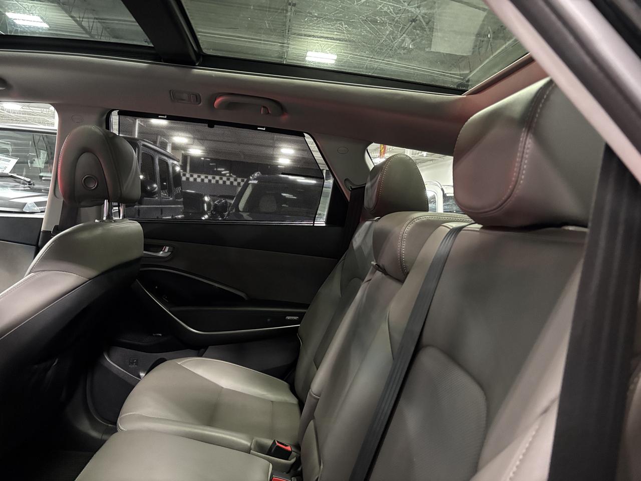 2017 Hyundai Santa Fe XL Limited AWD|7PASSENGER|NAV|INFINITYAUDIO|LEATHER|+ Photo
