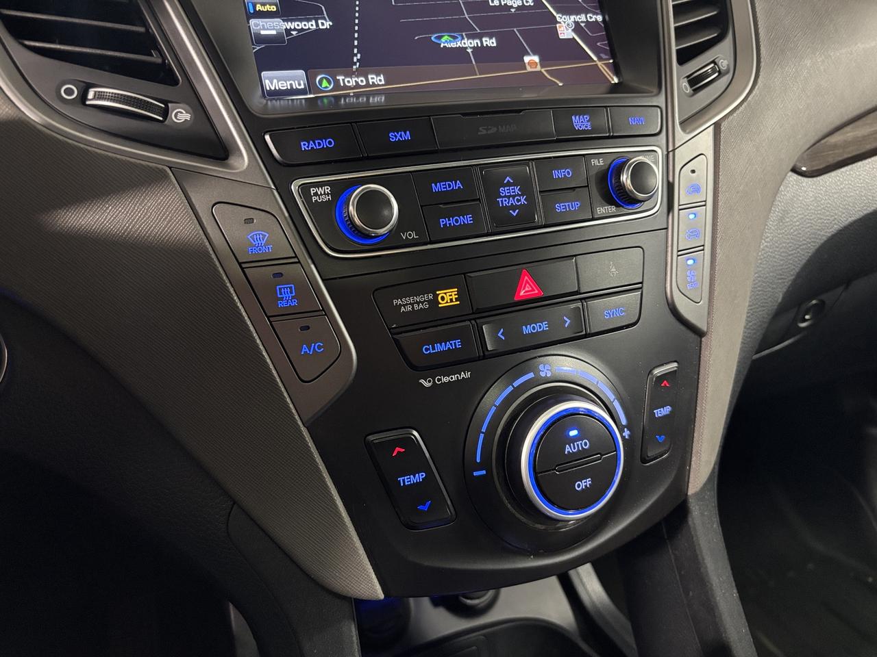 2017 Hyundai Santa Fe XL Limited AWD|7PASSENGER|NAV|INFINITYAUDIO|LEATHER|+ Photo