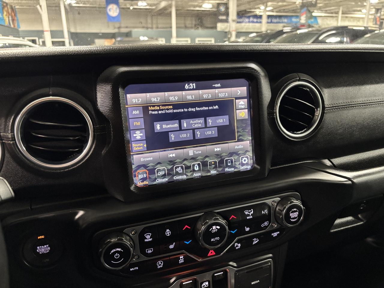 2018 Jeep Wrangler Unlimited Sahara|4X4|V6|AUTOMATIC|NAV|ALPINEAUDIO|LEATHER|++ - Photo #18