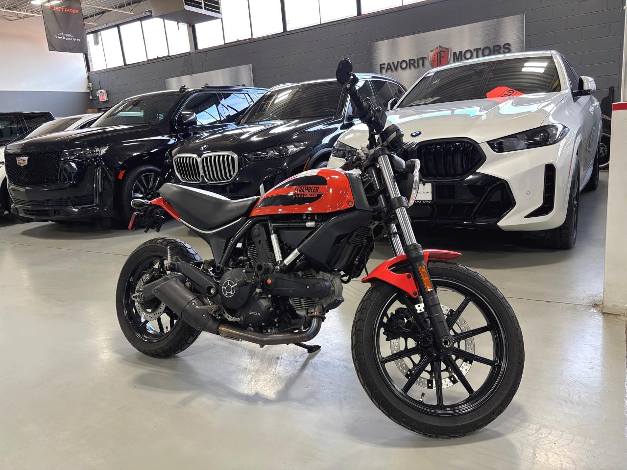 2016 Ducati Scrambler SIXTY2 | ATOMIC TANGERINE | BREMBO BRAKES | +++ - Photo #3