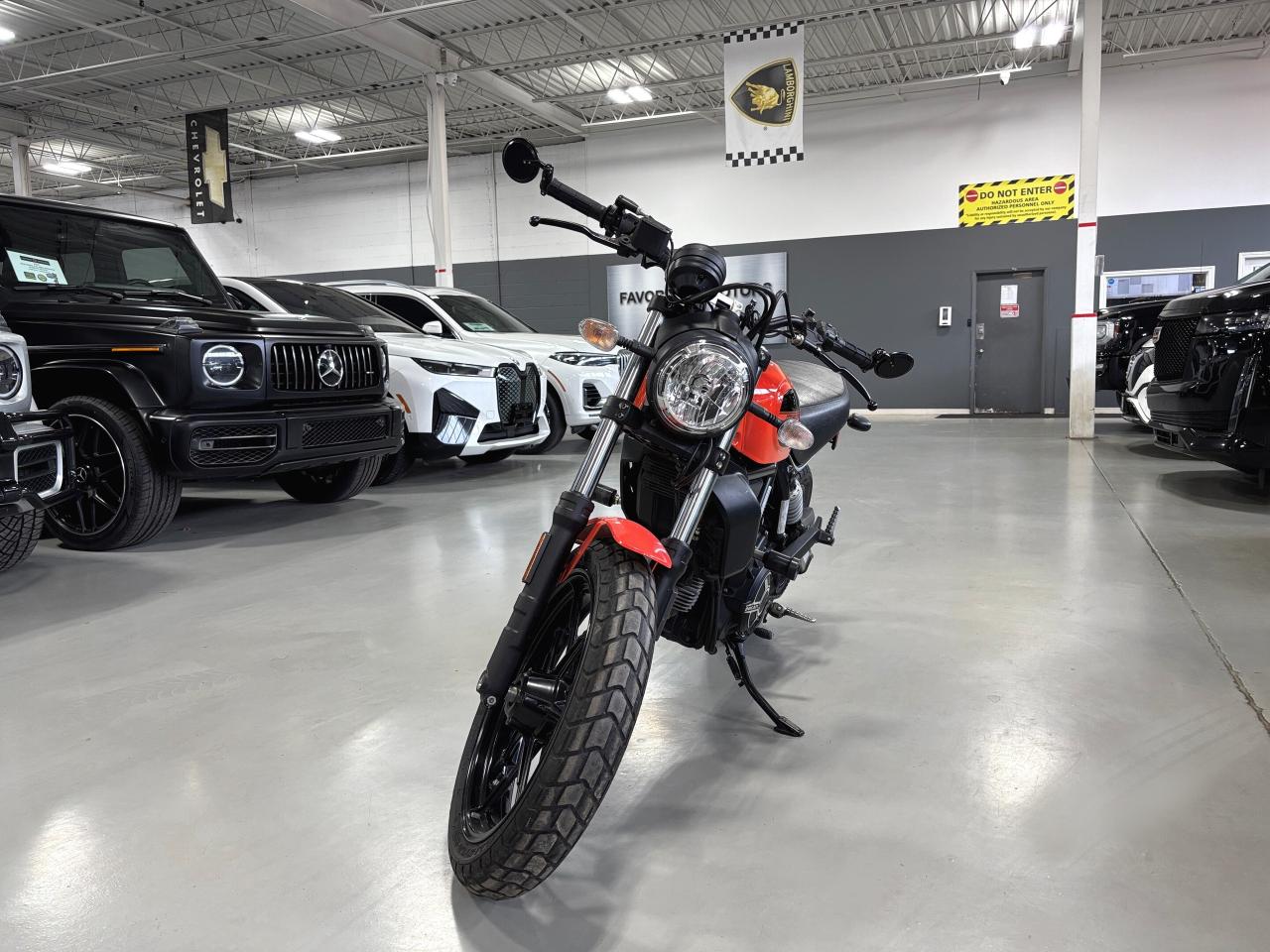 2016 Ducati Scrambler SIXTY2 | ATOMIC TANGERINE | BREMBO BRAKES | +++ - Photo #2