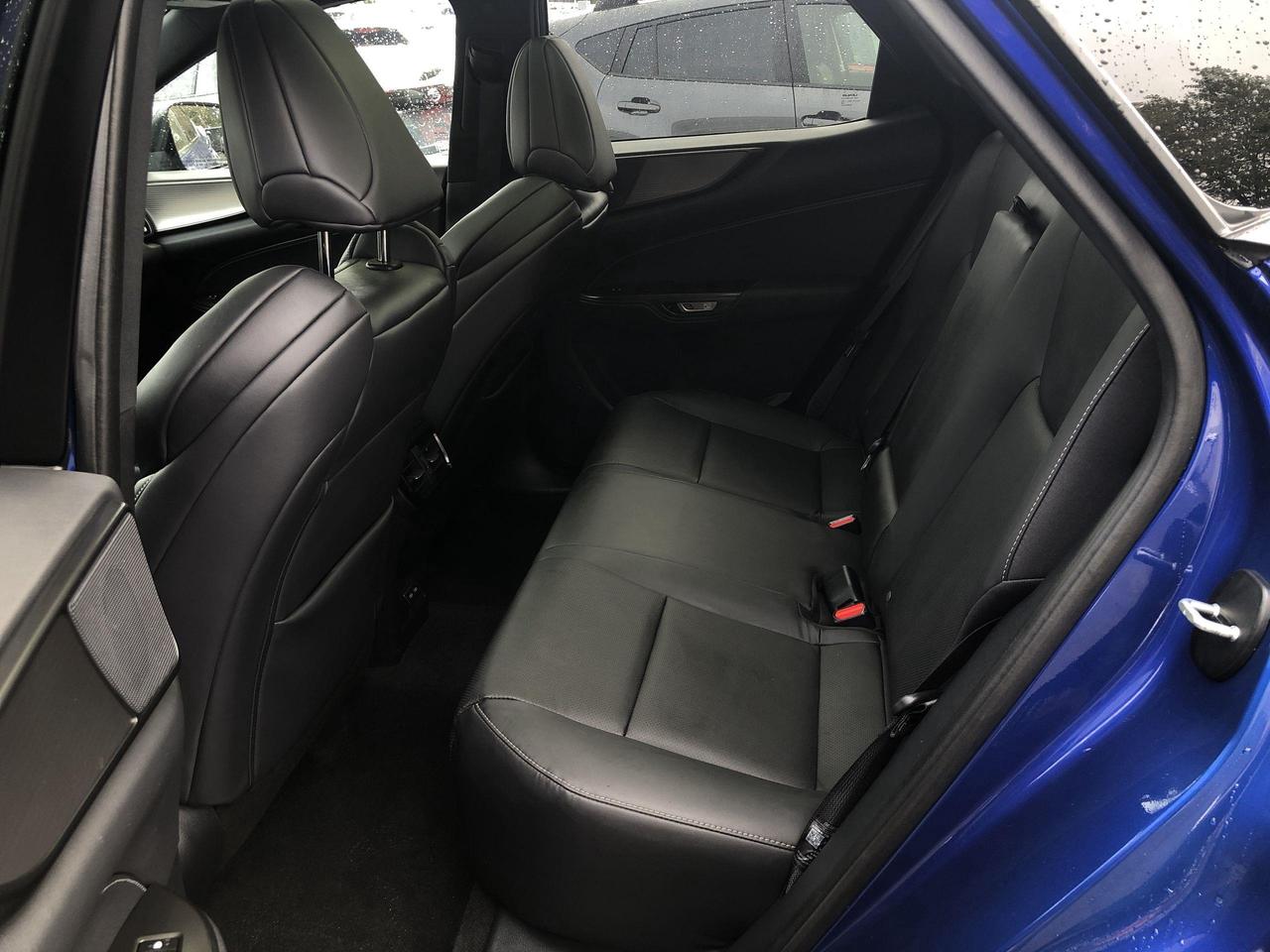 2024 Lexus NX 350 FSPORT 2, LEATHER, ROOF, NAVI, HTD. SEATS & STEER. Photo