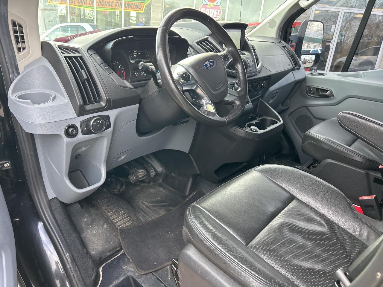 2018 Ford Transit Passenger Wagon T-350 HEAVY DUTY, ECOBOOST, CLEAN CARFAX, 11 PASS! - Photo #10