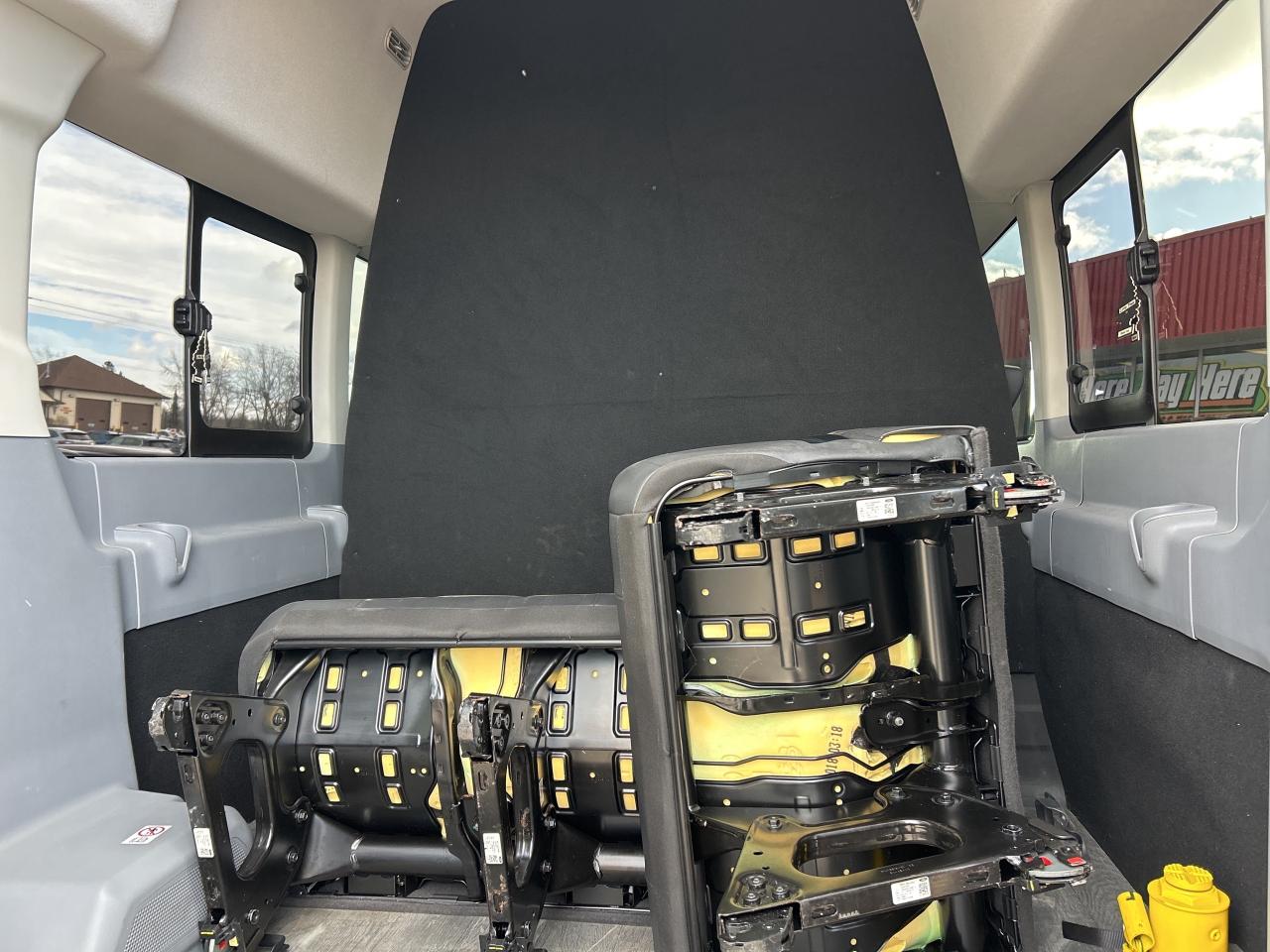 2018 Ford Transit Passenger Wagon T-350 HEAVY DUTY, ECOBOOST, CLEAN CARFAX, 11 PASS! - Photo #13