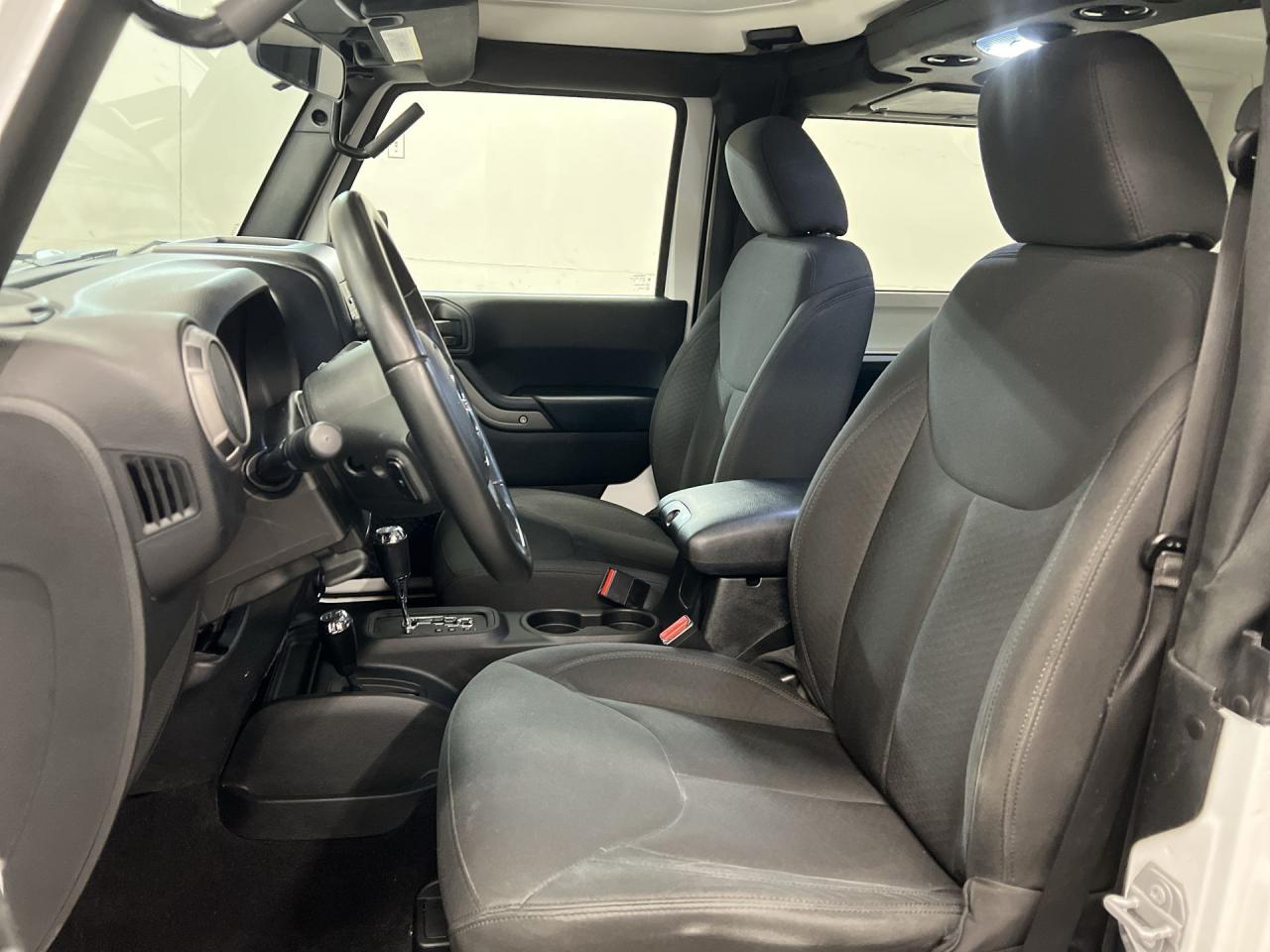 2017 Jeep Wrangler 4X4 | ONLY 84,000KMS! | HARD TOP | BLUETOOTH | A/C Photo2