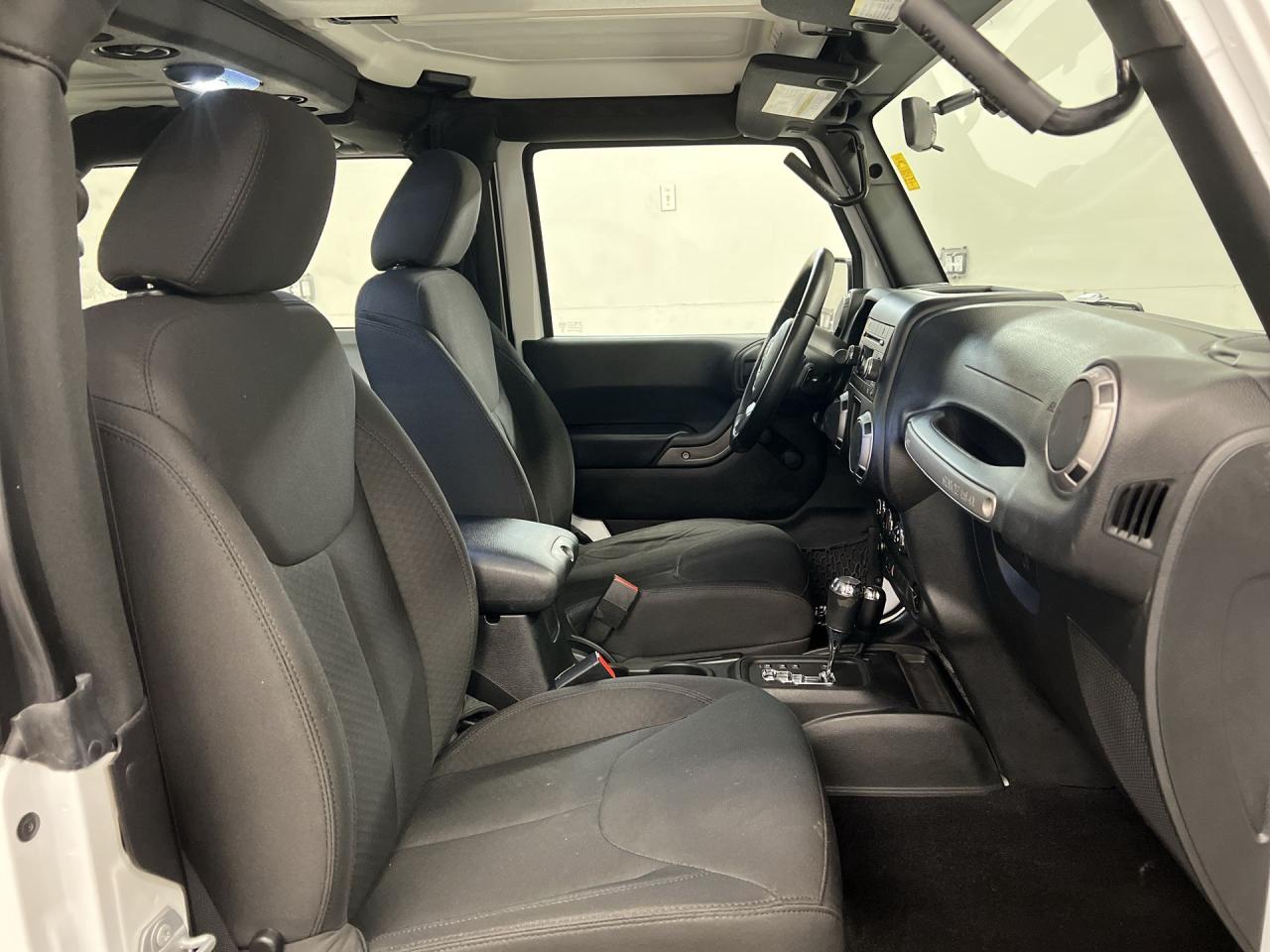 2017 Jeep Wrangler 4X4 | ONLY 84,000KMS! | HARD TOP | BLUETOOTH | A/C Photo