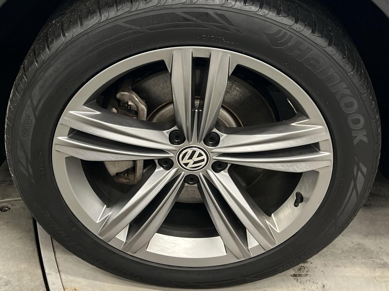 2021 Volkswagen Tiguan HIGHLINE RLINE AWD | HTD LEATHER | PANO ROOF | NAV Photo