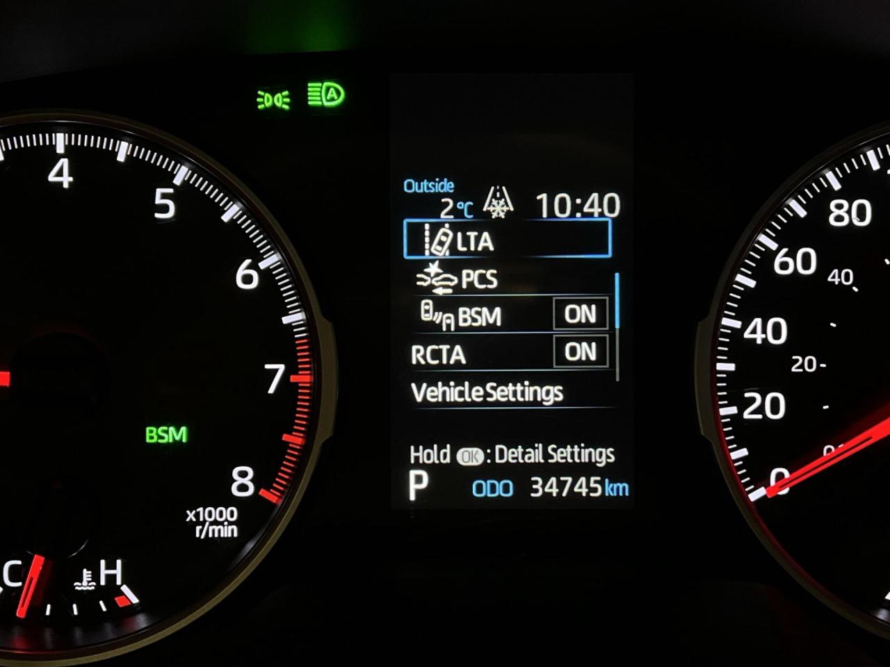 2022 Toyota RAV4 AWD | ONLY 35,000KMS! | HTD SEATS | CARPLAY | A/C Photo