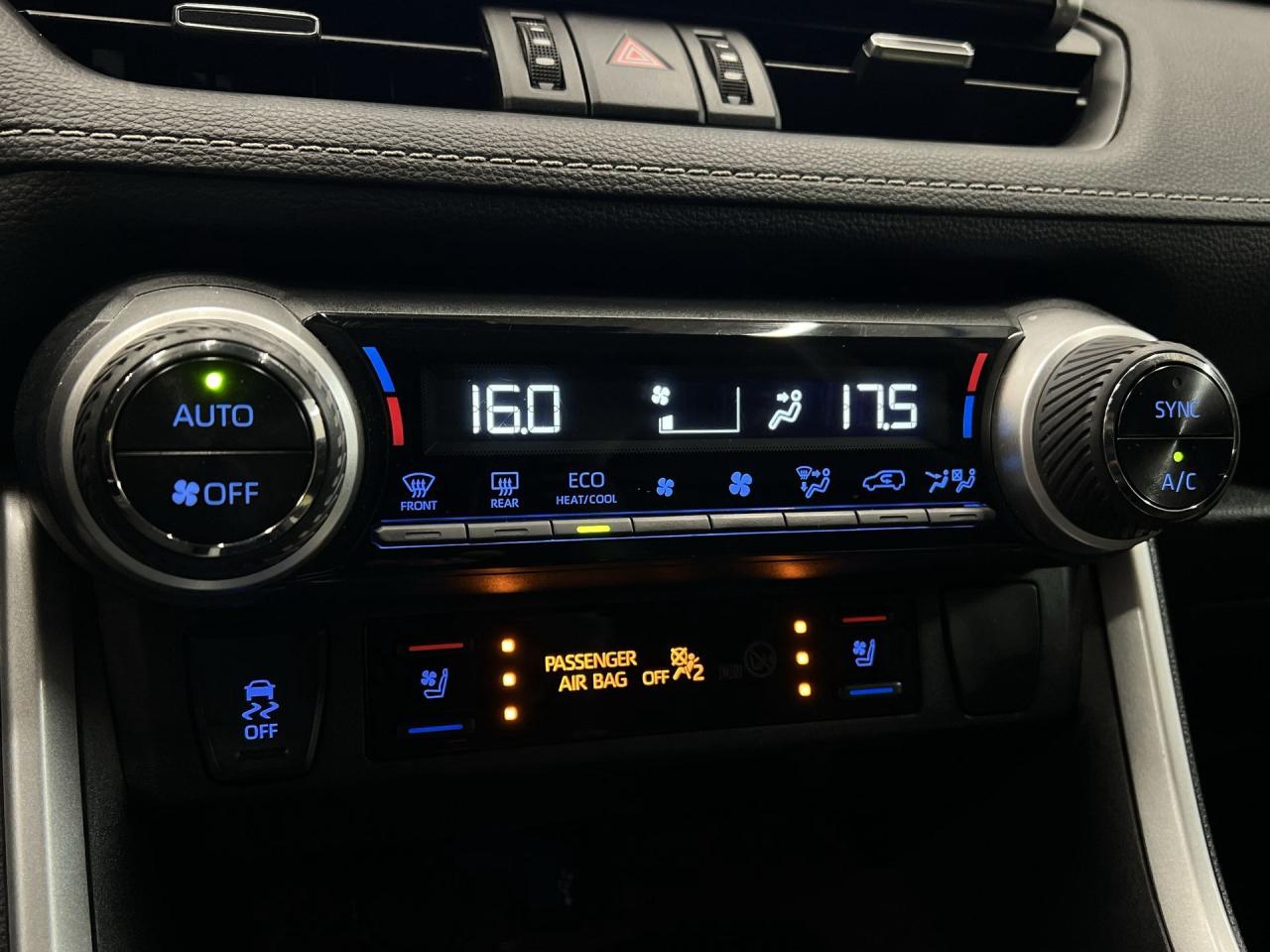 2020 Toyota RAV4 LIMITED AWD | ONLY 45,000KMS! | LEATHER | SUNROOF Photo