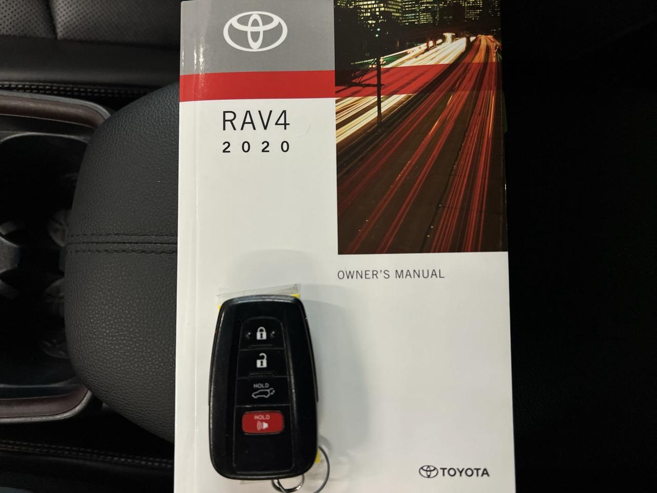 2020 Toyota RAV4 LIMITED AWD | ONLY 45,000KMS! | LEATHER | SUNROOF Photo