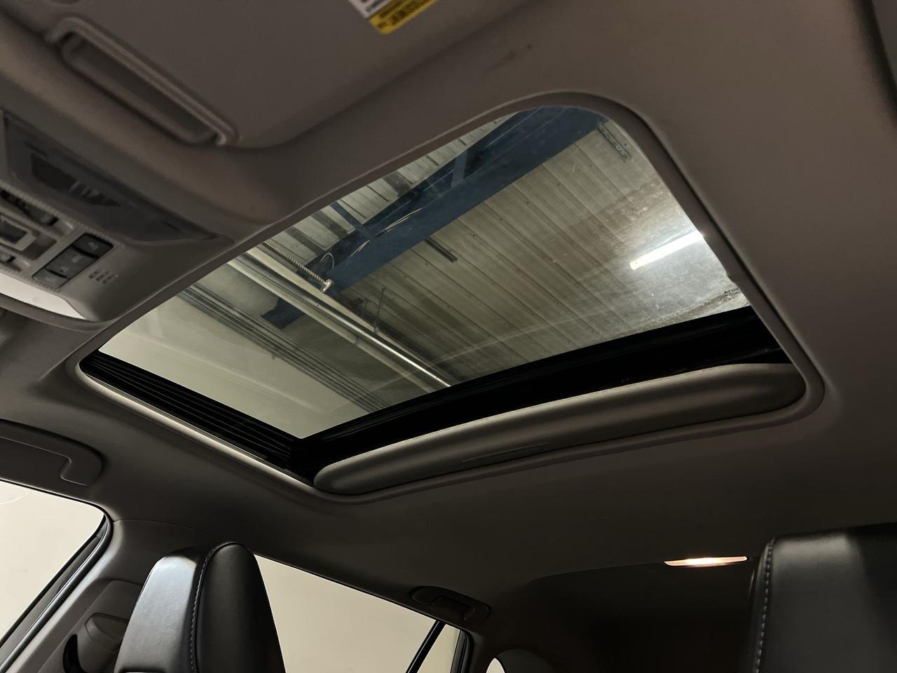 2020 Toyota RAV4 LIMITED AWD | ONLY 45,000KMS! | LEATHER | SUNROOF Photo
