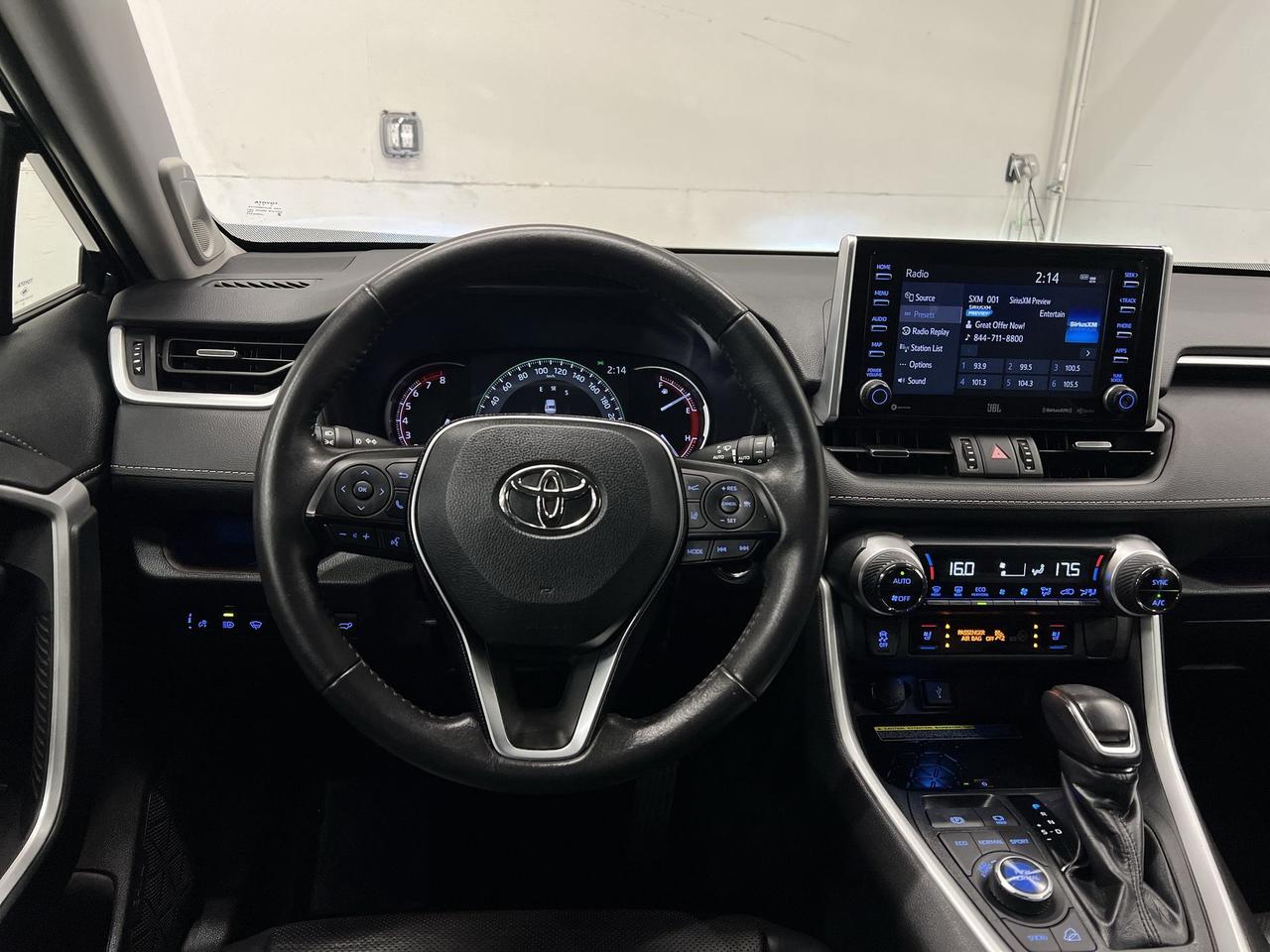 2020 Toyota RAV4 LIMITED AWD | ONLY 45,000KMS! | LEATHER | SUNROOF Photo