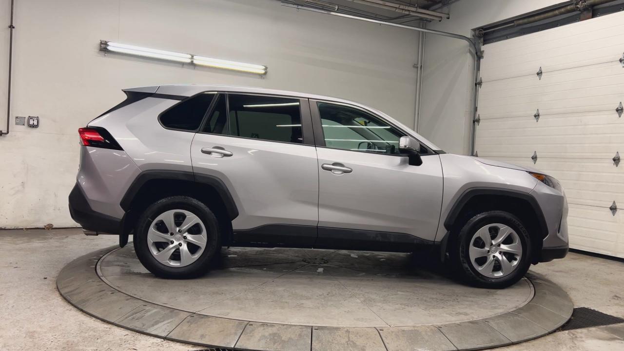 2022 Toyota RAV4 AWD | ONLY 35,000KMS! | CARPLAY | HTD SEATS | A/C Photo