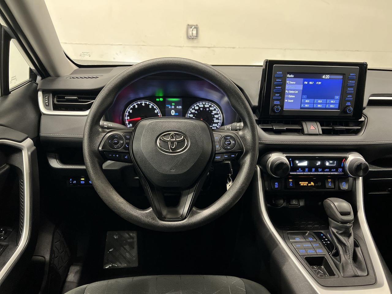 2022 Toyota RAV4 AWD | ONLY 35,000KMS! | CARPLAY | HTD SEATS | A/C Photo