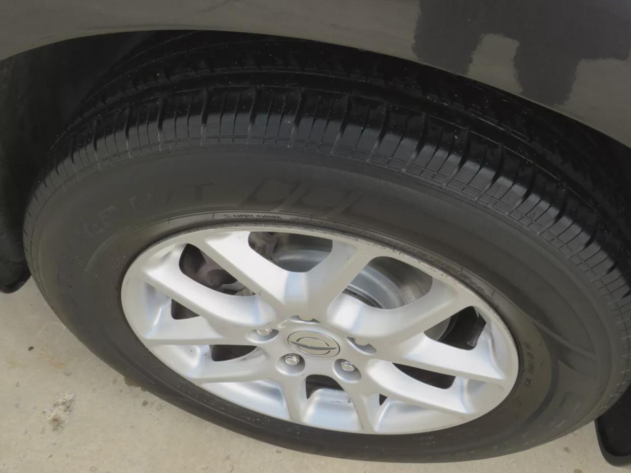 2021 Dodge Grand Caravan SXT (**CLEAN TITLE/NO ACCIDENTS!!**SAFETY/CERTIFIED!!**7 PASSENGER!!**STOW & GO SEATING**ALLOY RIMS**POWER SEATS**DIGITAL TOUCHSCREEN**HEATED SEATS/STEERING WHEEL**PUSH BUTTON START**REVERSE CAMERA**DUAL CLIMATE CONTROL**BLUETOOTH**CRUISE CONTROL**) Photo