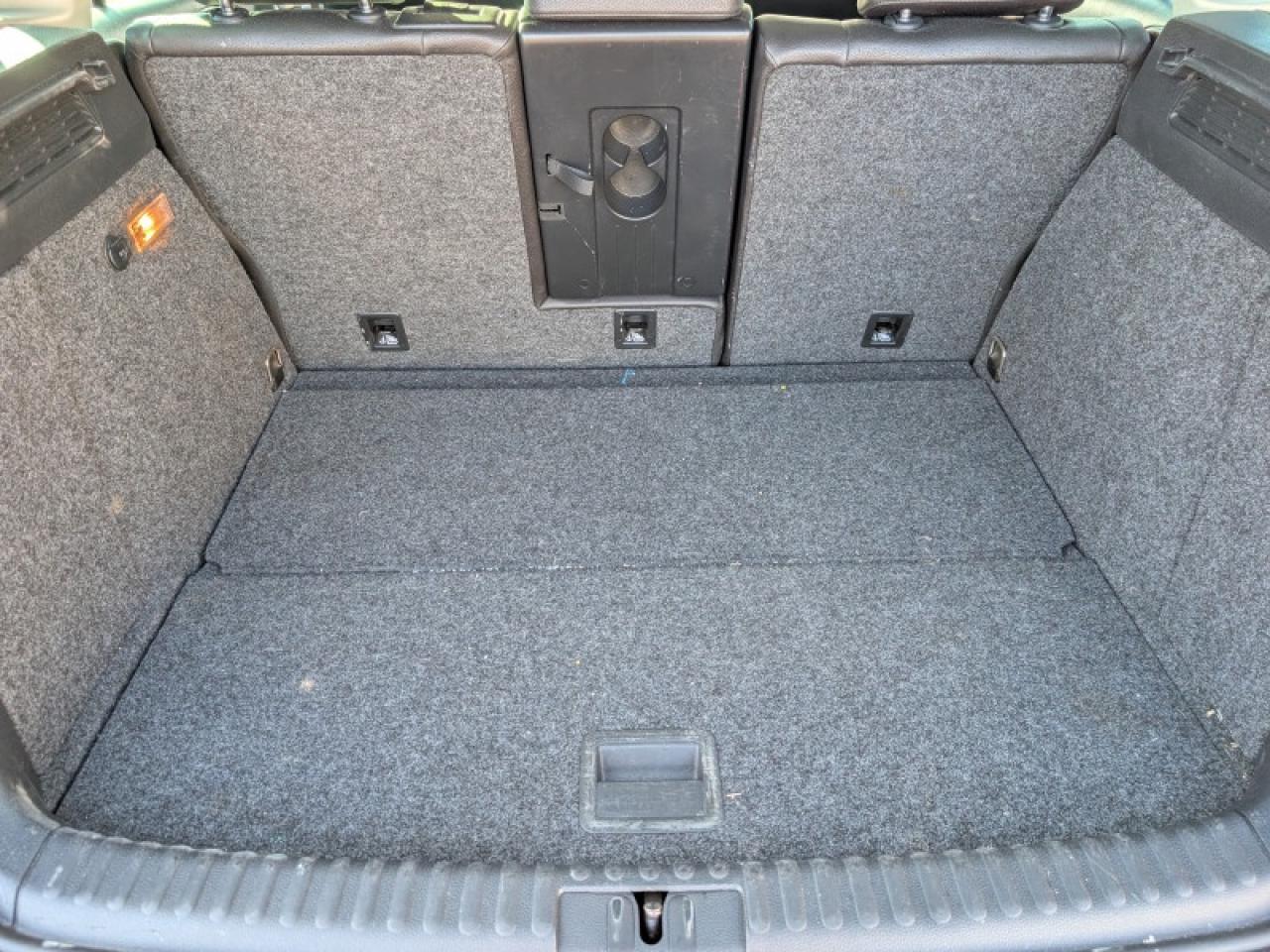 2016 Volkswagen Tiguan Comfortline w/Tech Pkg  **TECH PKG** Photo