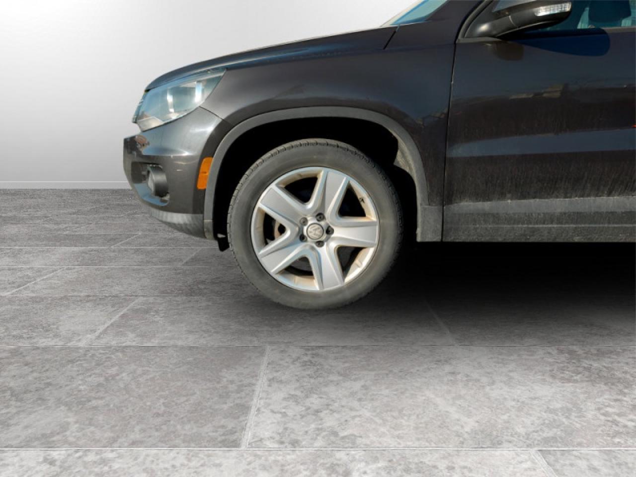 2016 Volkswagen Tiguan Comfortline w/Tech Pkg  **TECH PKG** Photo